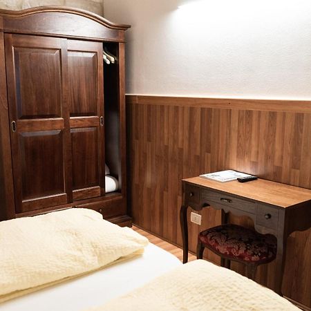 Albergo Garni Orchidea ريفا ديل غاردا المظهر الخارجي الصورة