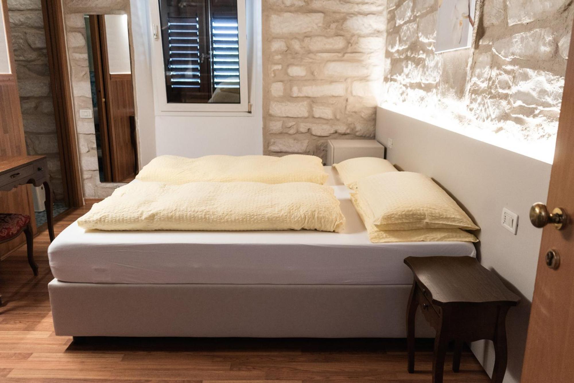 Albergo Garni Orchidea ريفا ديل غاردا المظهر الخارجي الصورة
