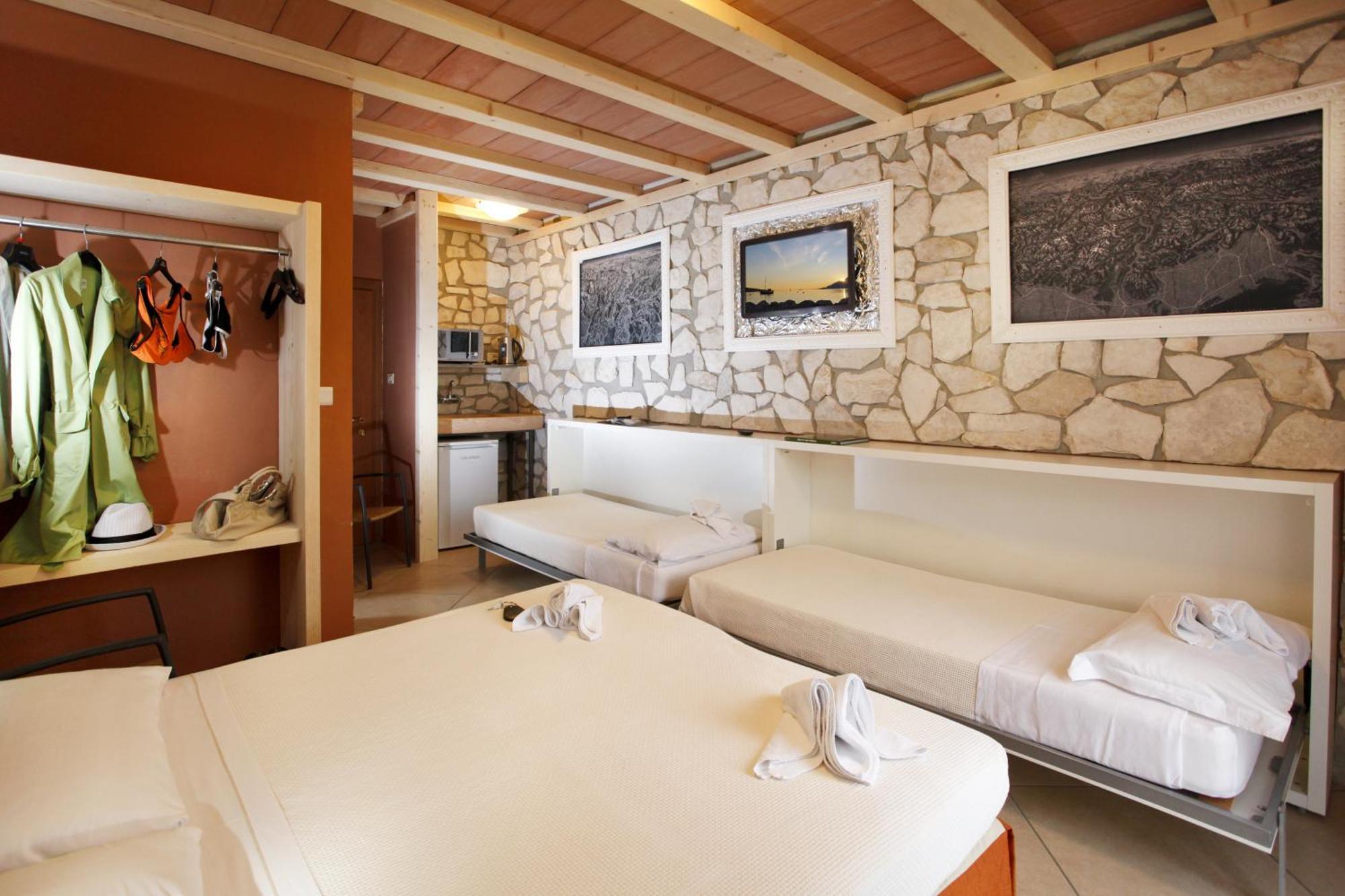 Albergo Garni Orchidea ريفا ديل غاردا المظهر الخارجي الصورة