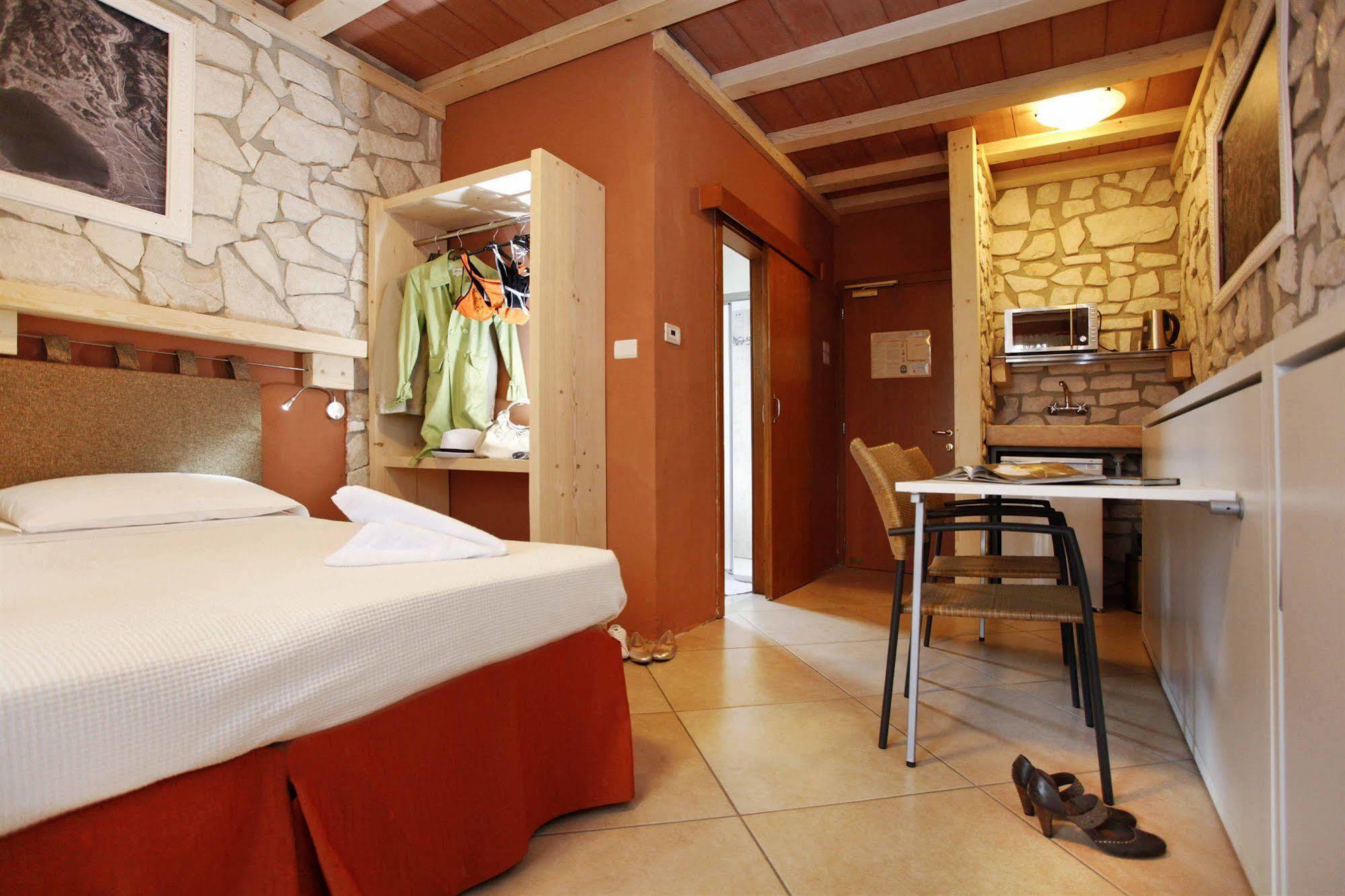 Albergo Garni Orchidea ريفا ديل غاردا المظهر الخارجي الصورة