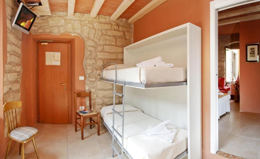 Albergo Garni Orchidea ريفا ديل غاردا الغرفة الصورة